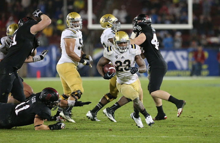 2012Pac-12FB Champs-079.JPG - Nov30, 2012; Stanford, CA, USA; in the 2012 Pac-12 championship at Stanford Stadium.